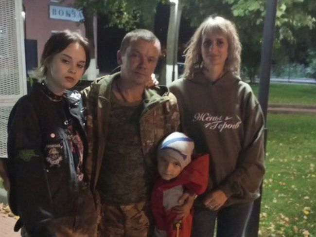 Участник СВО: Многие наши парни подписали контракт и сейчас исполняют свой долг Участник СВО: Многие наши парни подписали контракт и сейчас исполняют свой долг