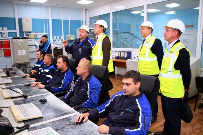 Глава муниципальной администрации Руслан Бутов встретился с руководством АО «НАК «Азот» Глава муниципальной администрации Руслан Бутов встретился с руководством АО «НАК «Азот»
