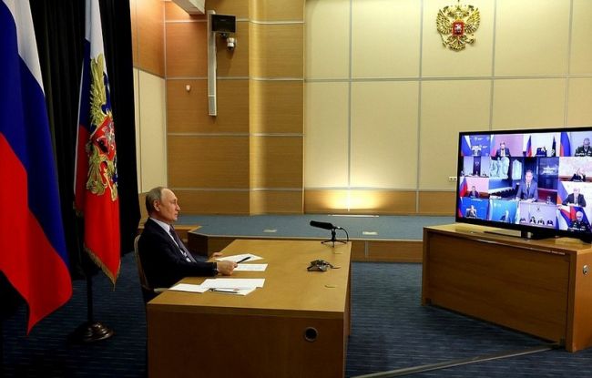 Владимир Путин одобрил предложение присвоить Новомосковску звание «Город трудовой доблести»