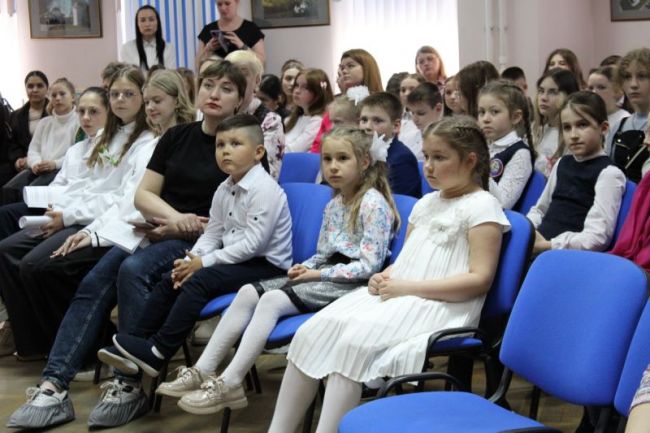 Новомосковские дети стали участниками Лаврского устного журнала