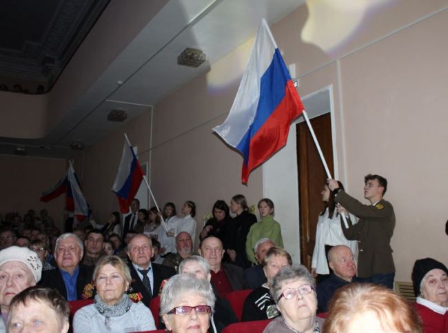 Новомосковск участвует в музыкально-патриотическом марафоне «ВсёДляПобеды71»