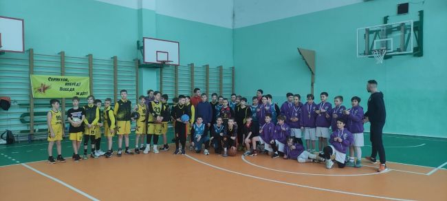 Новомосковские баскетболисты отметили День защитника Отечества турниром