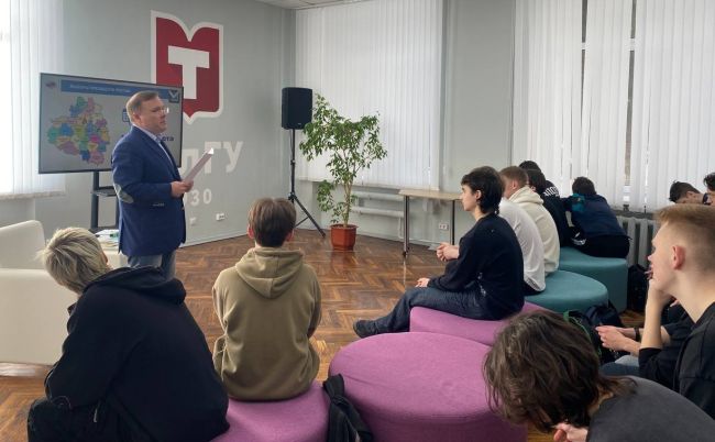 Павел Веселов рассказал студентам ТулГУ о выборах Президента