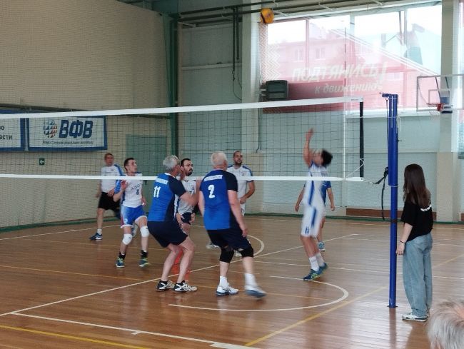 В Новомосковске прошел турнир по волейболу среди химических предприятий Тульской области