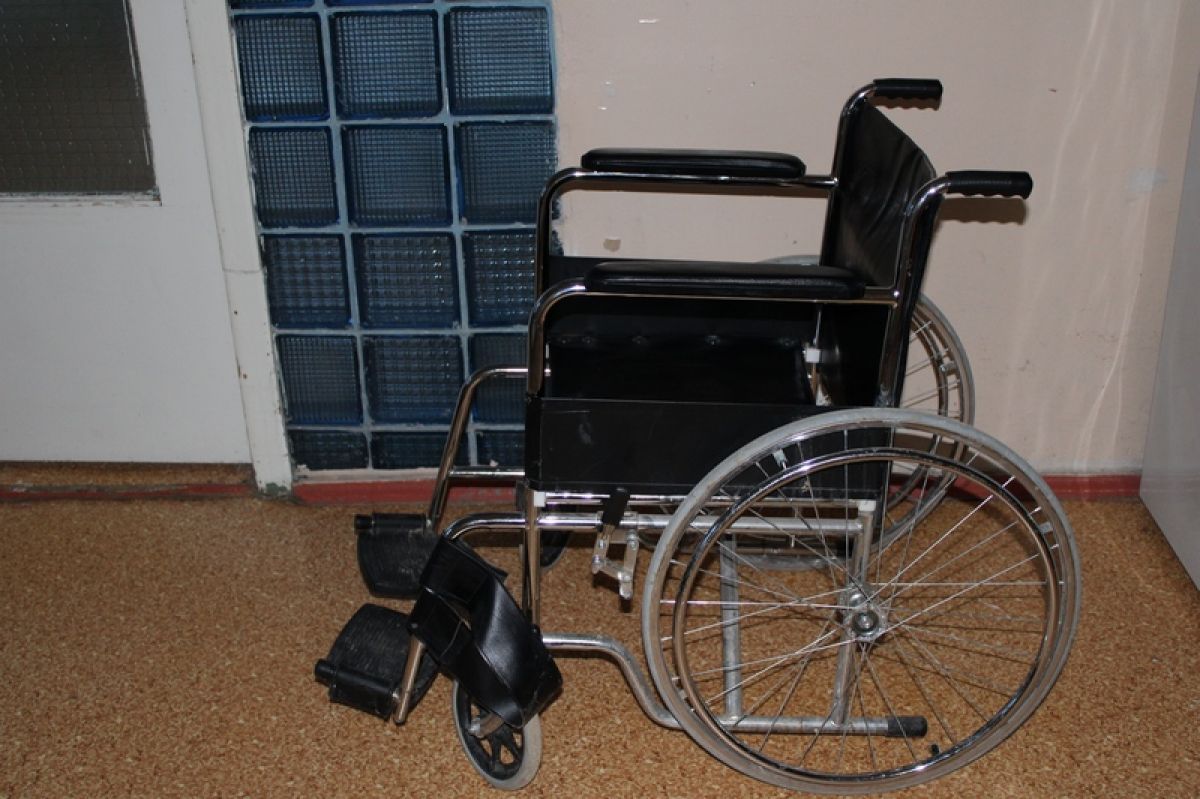 Прокуратура провела проверку соблюдения доступности медицинского учреждения для инвалидов