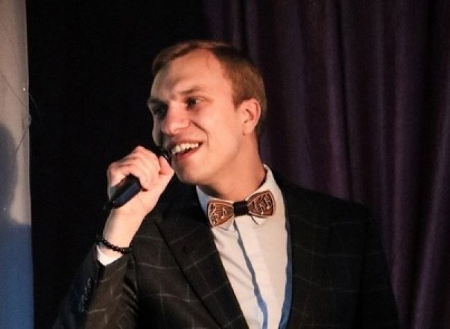 Новомосковец Владимир Ефанов стал лауреатом всероссийского вокального конкурса