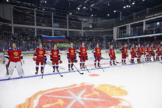 При поддержке компании «Полипласт» состоялся хоккейный турнир «Лига Ставок Большой Тур Сборной»
