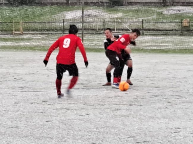 Чемпионат Тульской области по футболу: «Снеговик» в начале мая