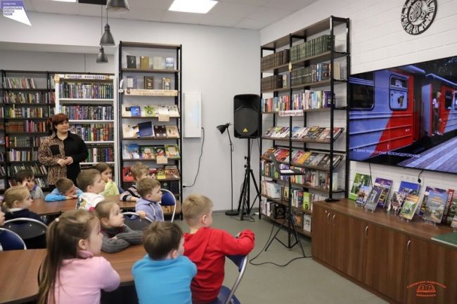 Библиотекари провели познавательный час «Посвящаю, мой город, тебе» для дошкольников
