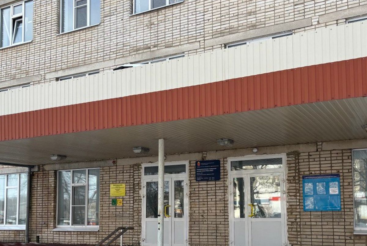 Жительница Новомосковска пожаловалась губернатору на затянувшийся ремонт поликлиники