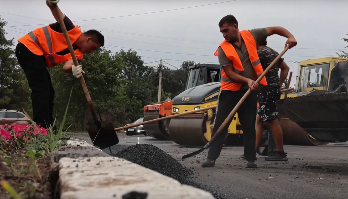 В Новомосковске в этом году отремонтировано около 20 километров дорог