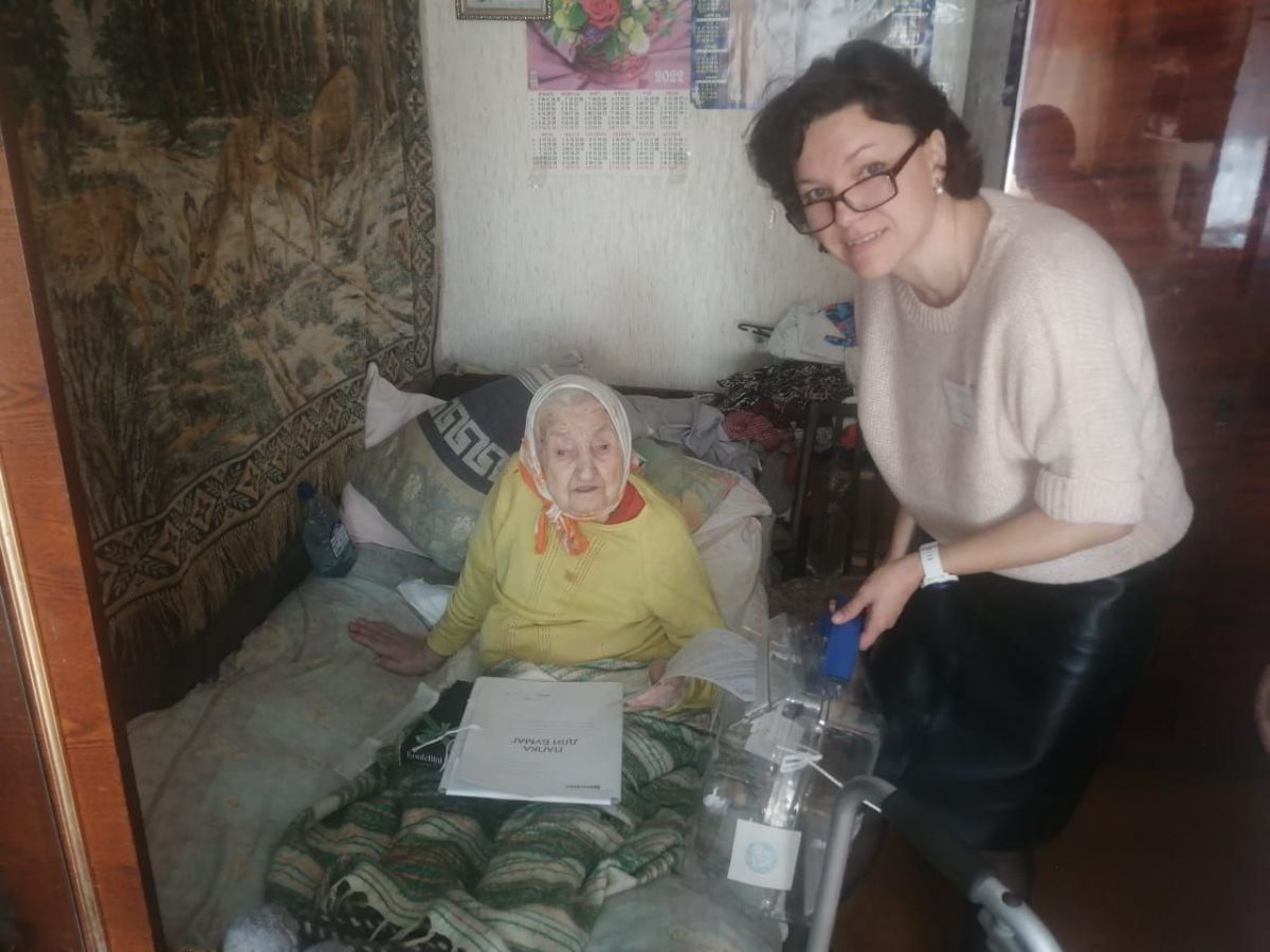 В Новомосковске проголосовала 106-летняя участница войны