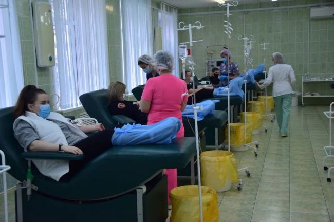 Доноров с третьей положительной группой крови очень ждут на станциях переливания
