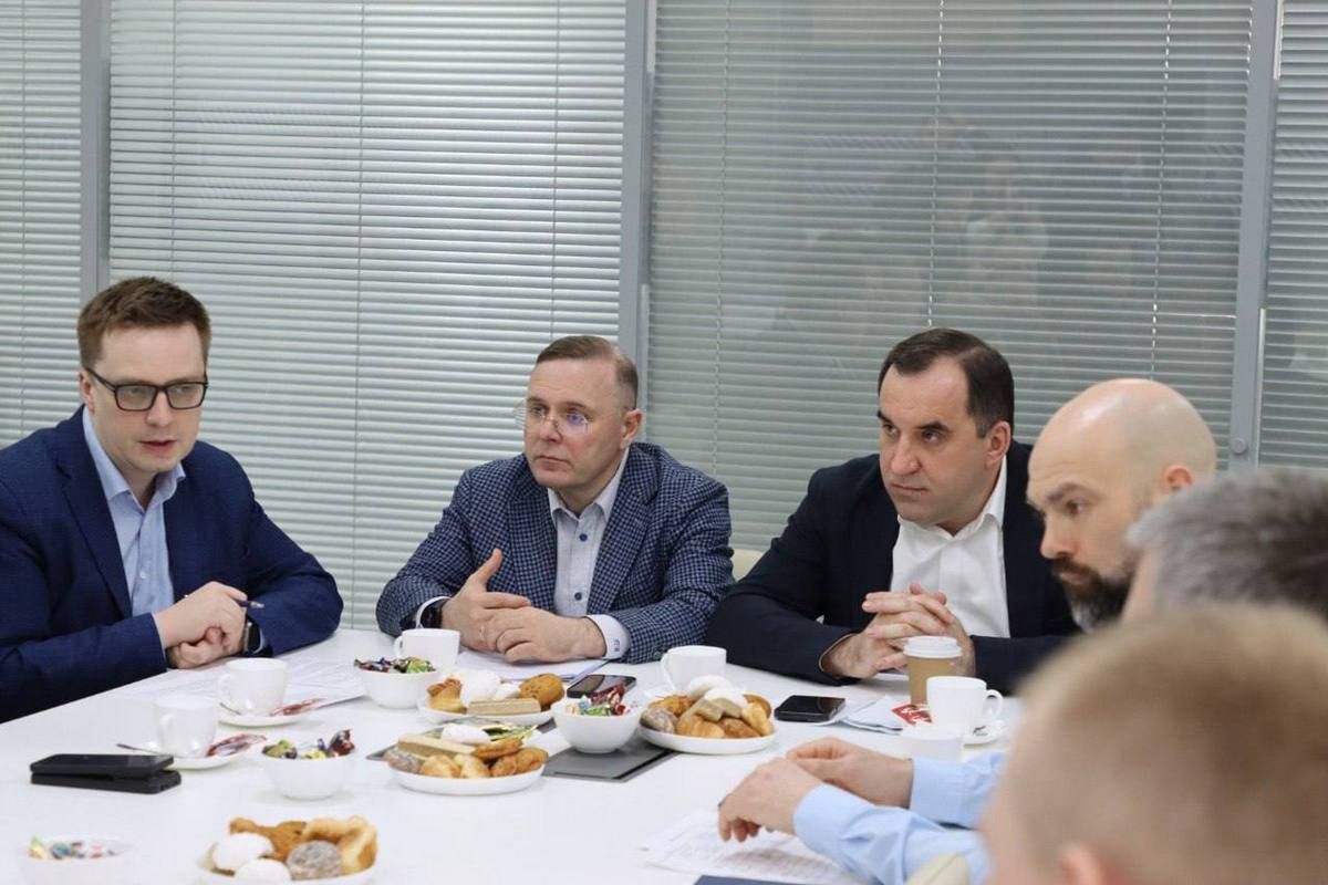 Олег Иванов рассказал участникам СВО о самореализации в политике Олег Иванов рассказал участникам СВО о самореализации в политике