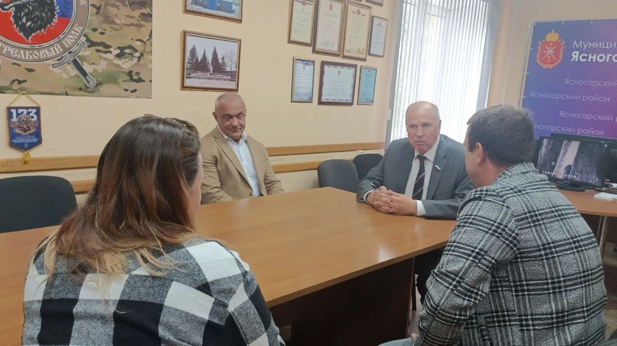 Анатолий Симонов: В Тульской области выстроена эффективная система поддержки участников СВО Анатолий Симонов: В Тульской области выстроена эффективная система поддержки участников СВО