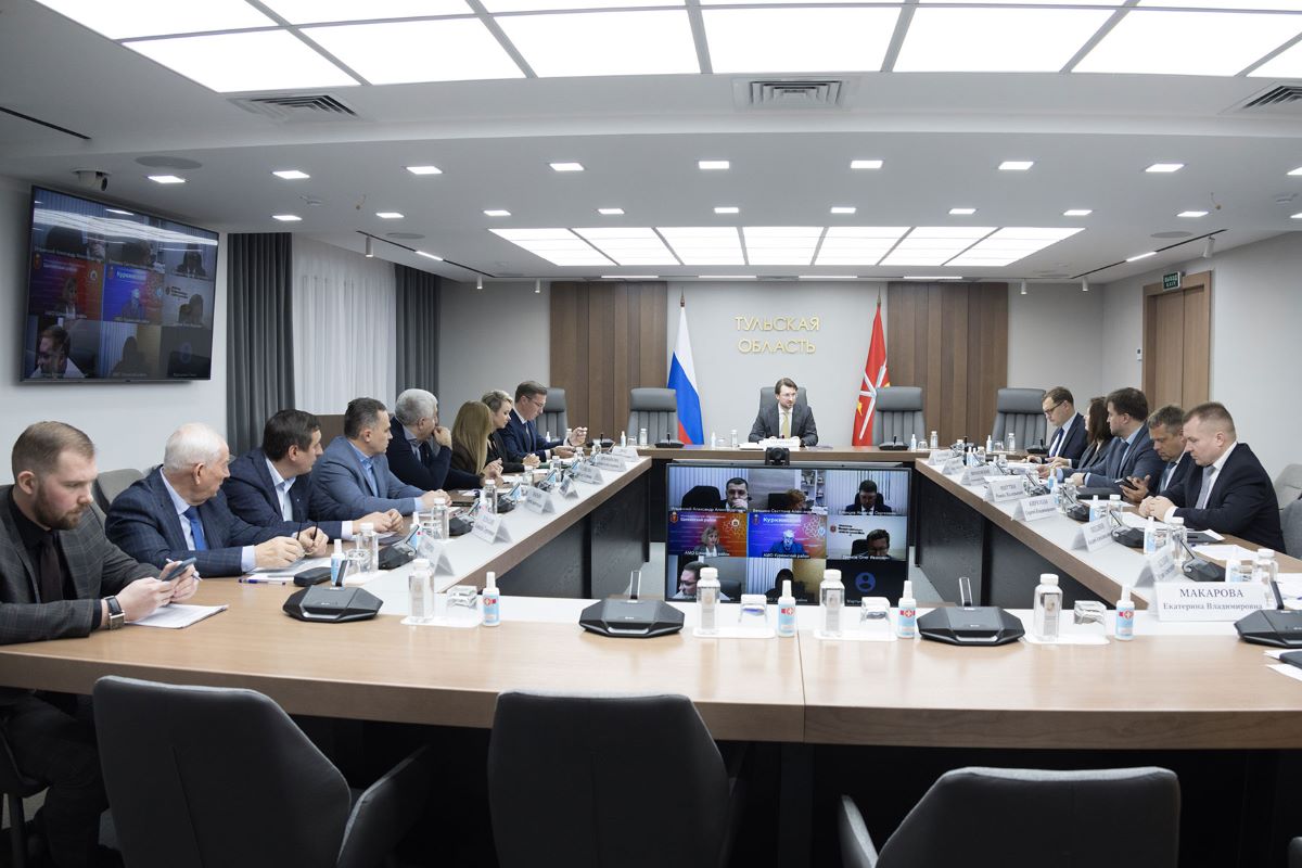 В Правительстве региона обсудили реализацию инвестиционных проектов в Тульской области