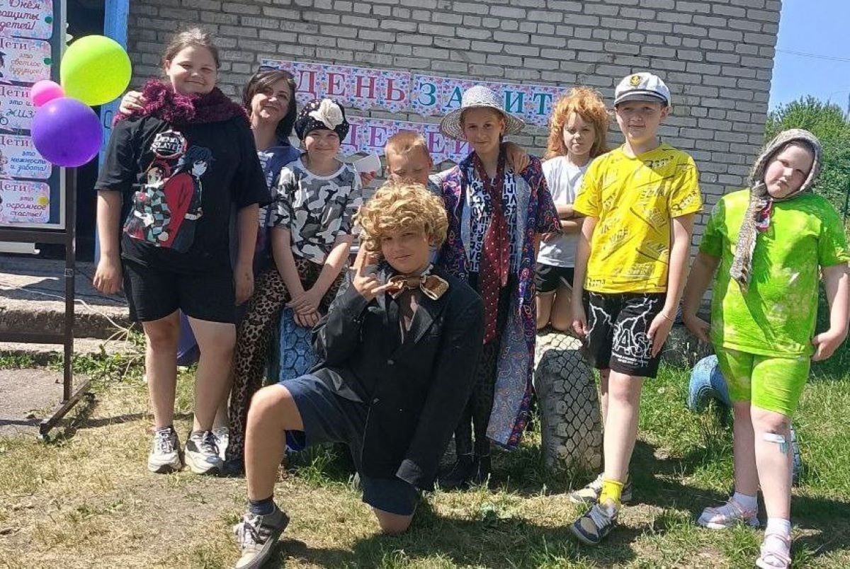 Школьники из новомосковской Ильинки к празднику собрали «Карту Детства» Школьники из новомосковской Ильинки к празднику собрали «Карту Детства»