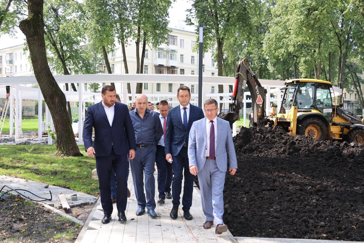 Новомосковск посетил с рабочим визитом первый заместитель губернатора Михаил Пантелеев