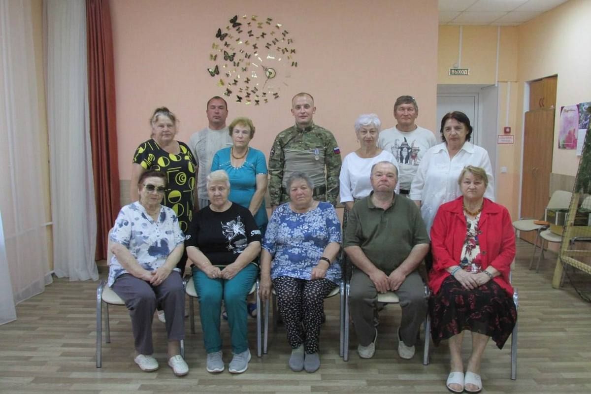 Ветеран СВО посетил социально-реабилитационное отделение в Веневе