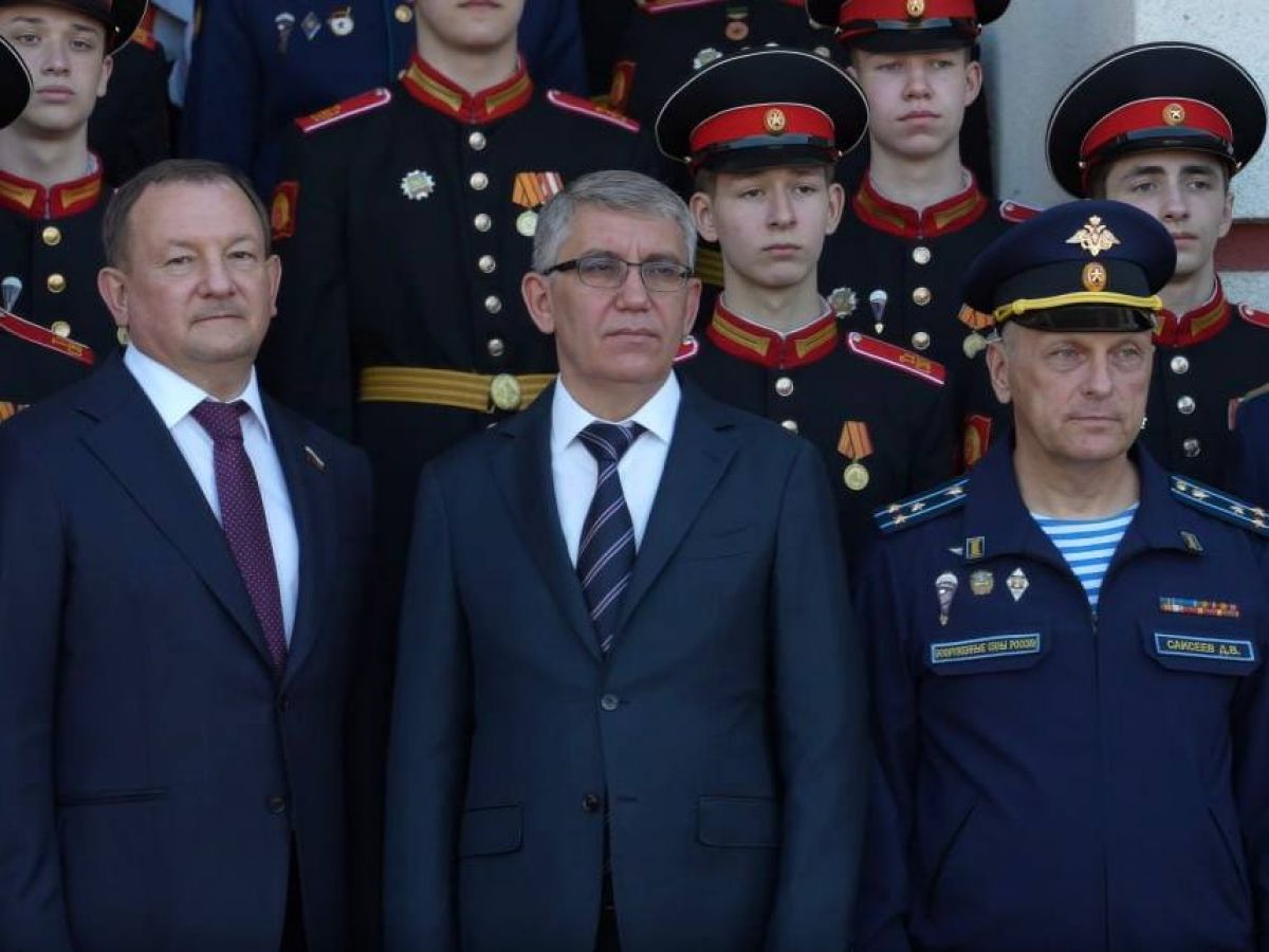 Михаил Борщев - суворовцам: Желаю смело шагать к своей мечте!