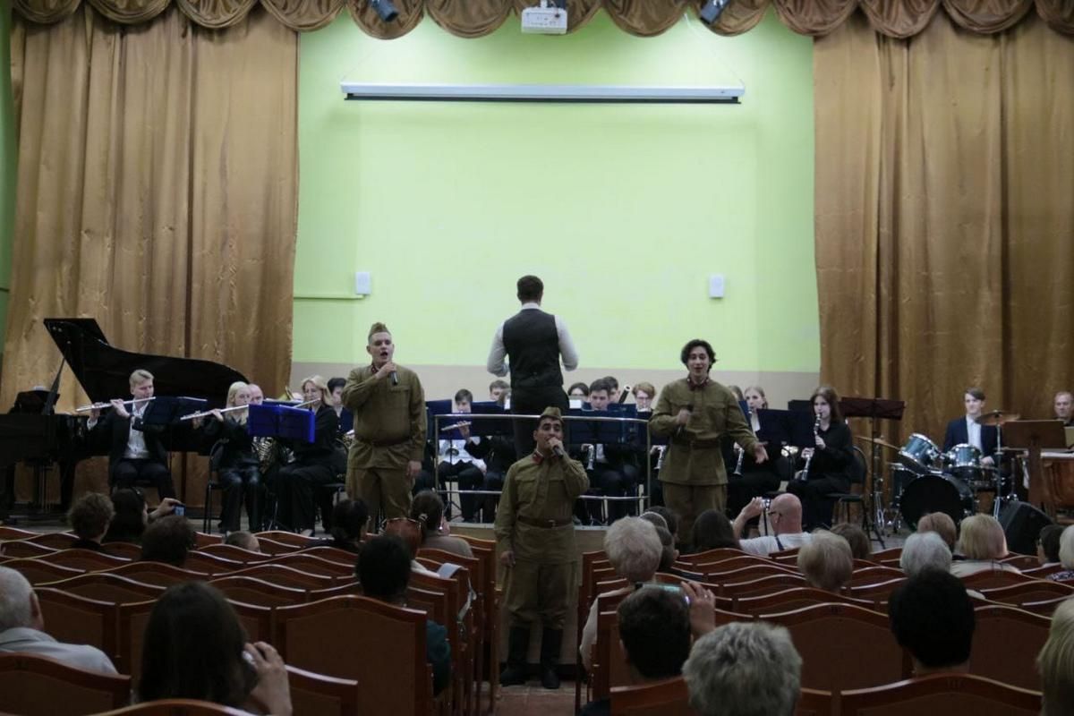 В новомосковском музыкальном колледже состоялся концерт, посвящённый Дню Победы В новомосковском музыкальном колледже состоялся концерт, посвящённый Дню Победы