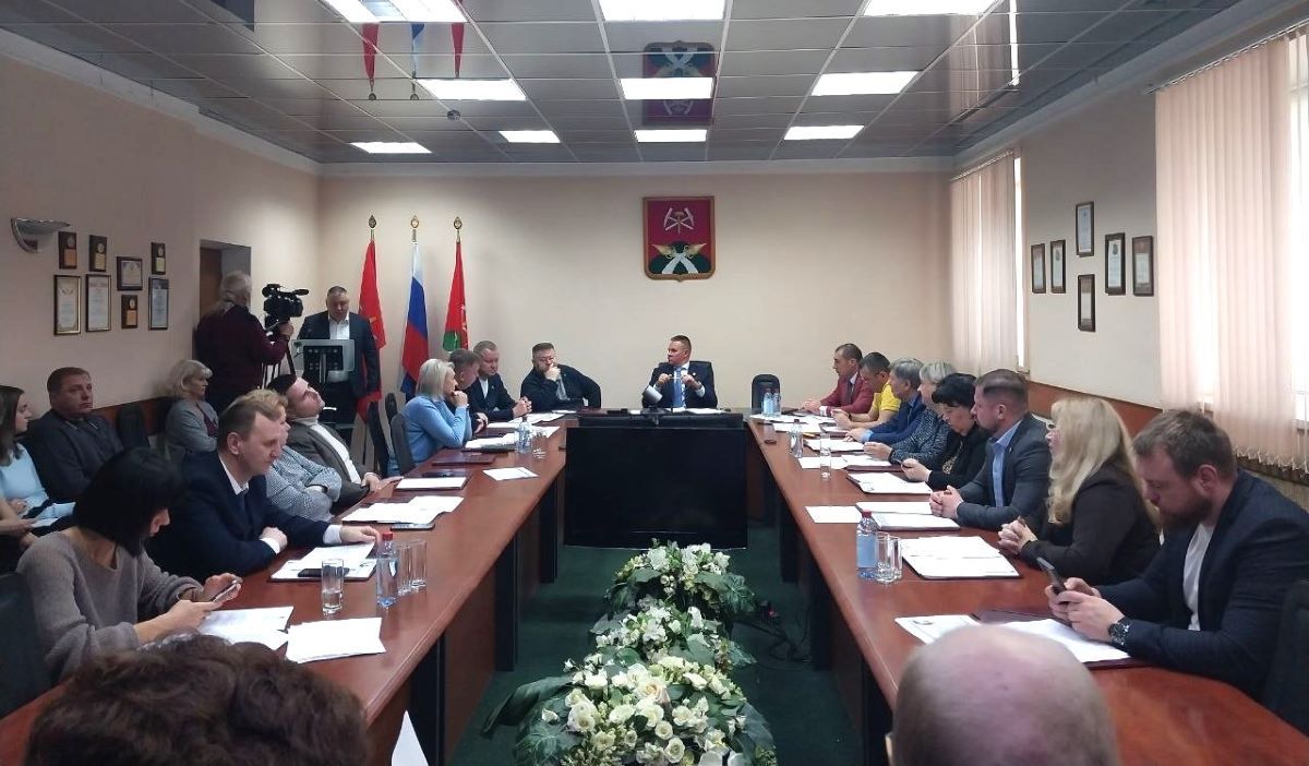 Кто и как занимается сегодня освещением улиц Новомосковска