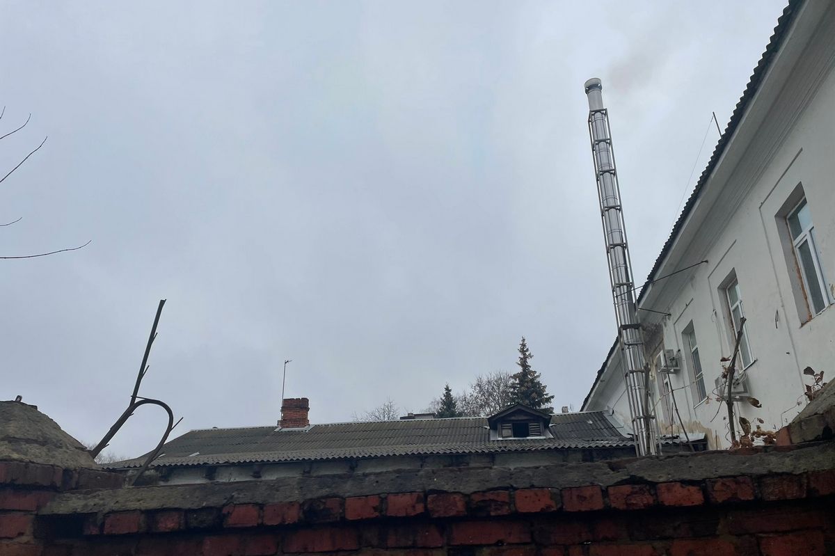 Экологи проверяют источник запаха на улице Профсоюзная в Новомосковске Экологи проверяют источник запаха на улице Профсоюзная в Новомосковске