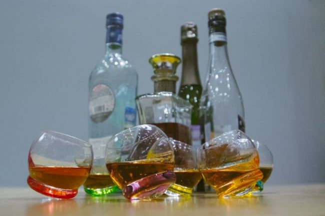 В суд направлено уголовное дело в отношении туляка, обвиняемого в незаконном обороте алкогольной продукции