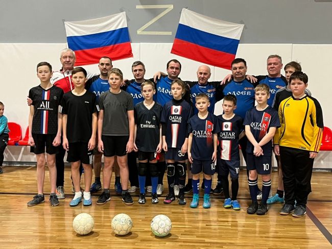 В Одоеве состоялся товарищеский матч по мини - футболу с ветеранами футбола