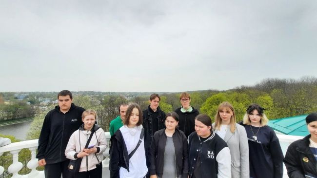 Ученики Рылёвской средней школы посетили усадьбу внебрачного сына Екатерины II