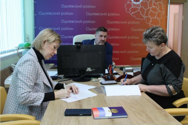 В Одоеве подписывают соглашения о сотрудничестве в ходе выборов