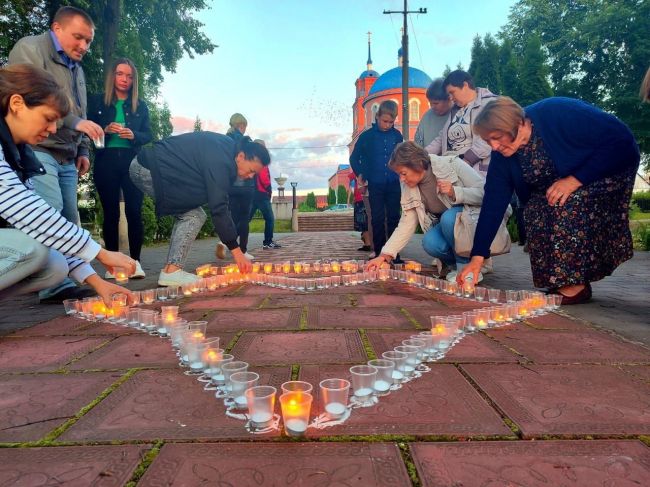 В Одоеве прошла акция «Свеча памяти»