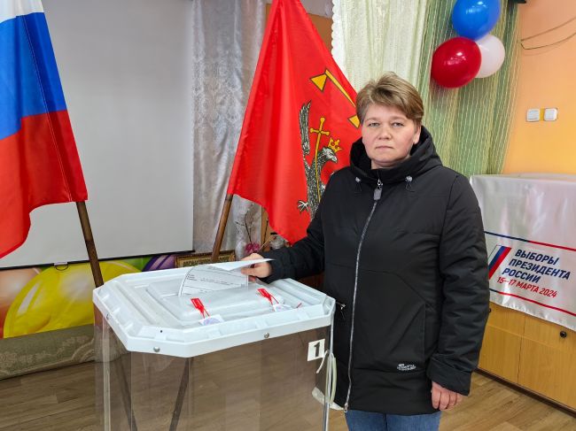 Юлия Обитова: Я пришла, чтобы проголосовать за великую Россию