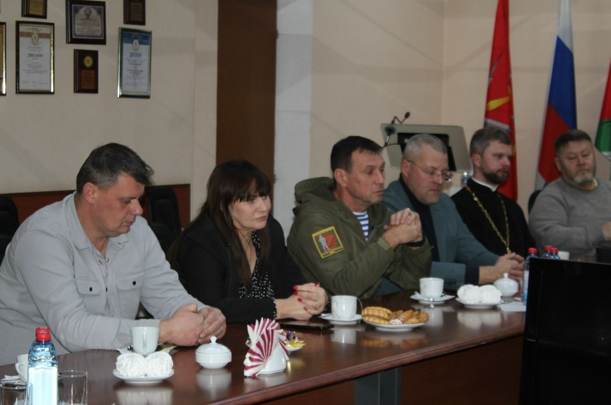 Наталья Тарасова: О волонтёрах и благотворителях, помогающих бойцам СВО, необходимо рассказывать Наталья Тарасова: О волонтёрах и благотворителях, помогающих бойцам СВО, необходимо рассказывать