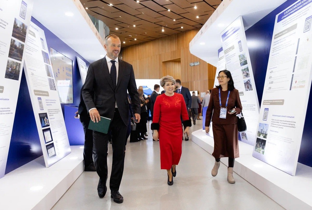 gnjrfjphoto_2025-12-10_10-00-08