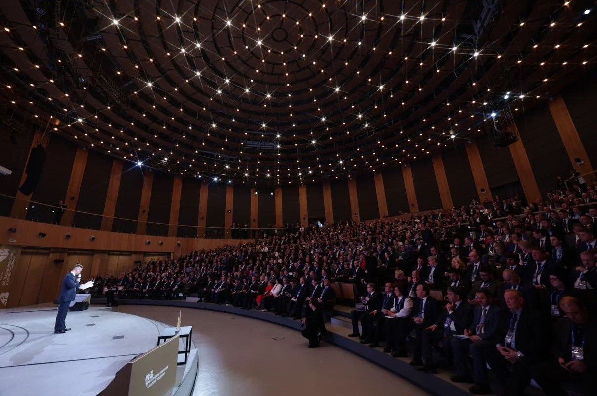 yhnjytmjphoto_2025-12-10_10-00-08