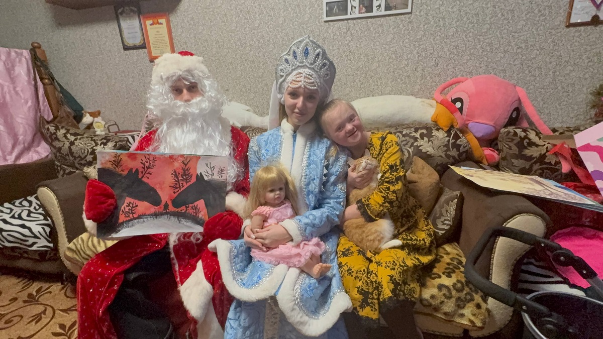 Подарок от губернатора для Алины Николаевой