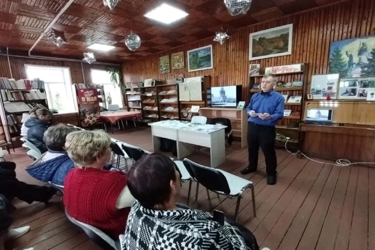 Тульский поэт встретился с одоевцами Тульский поэт встретился с одоевцами