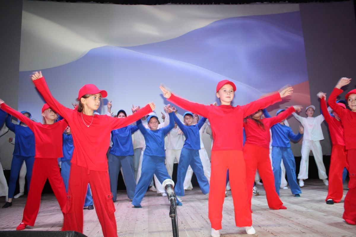 В Одоеве отметили День народного единства В Одоеве отметили День народного единства