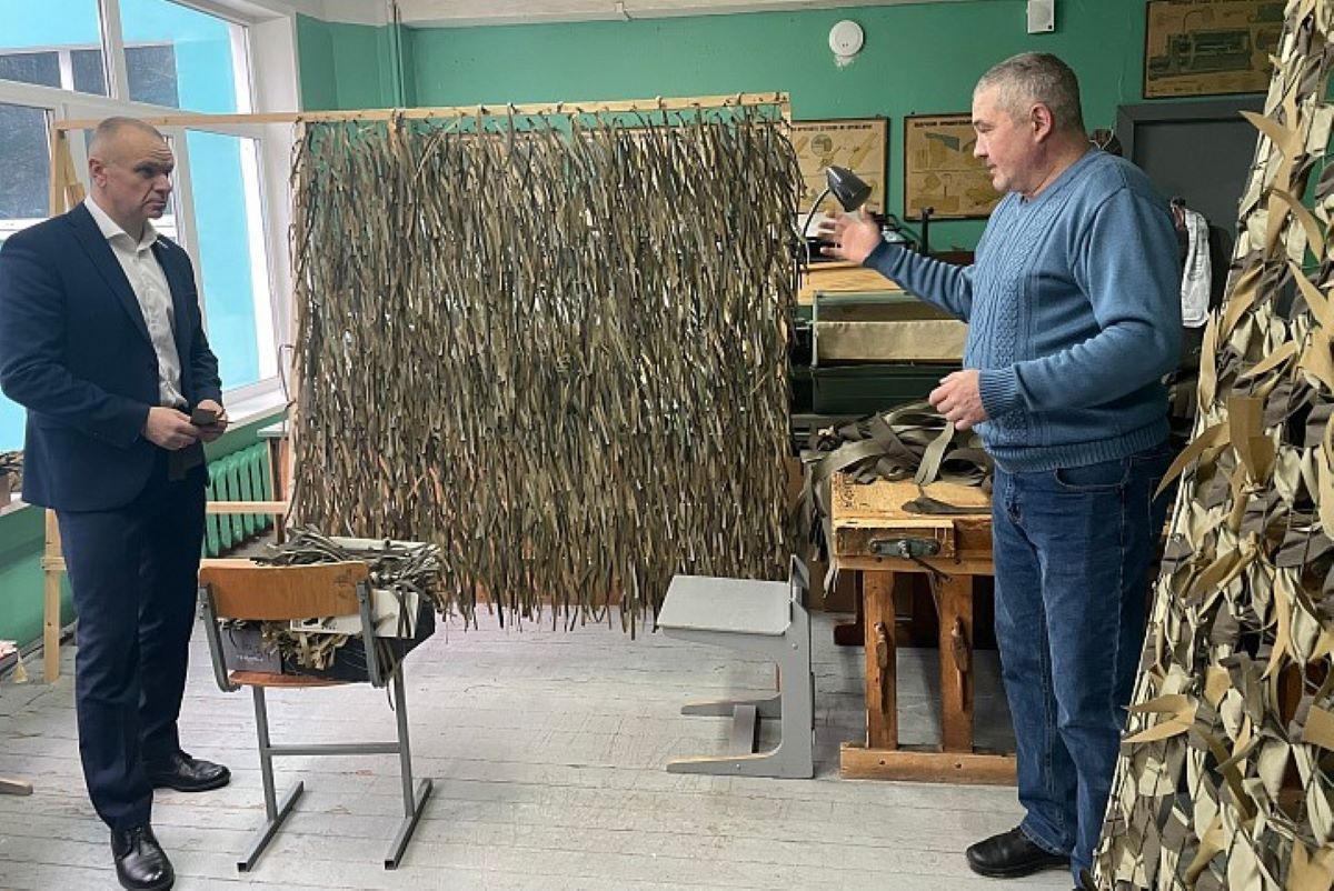 Дмитрий Коженкин поблагодарил за труд волонтёров СВО Дмитрий Коженкин поблагодарил за труд волонтёров СВО