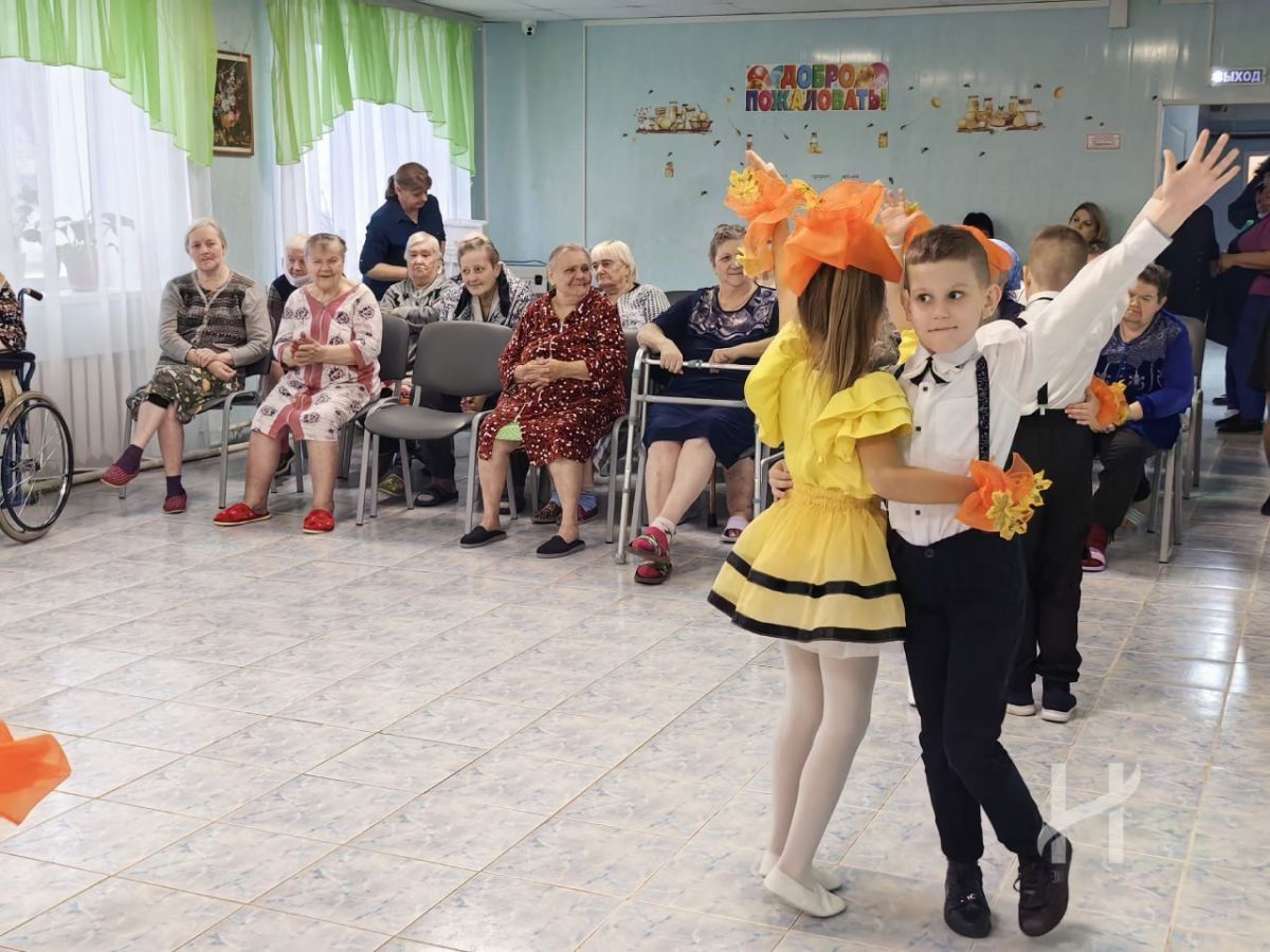 Концерт на радость бабушкам