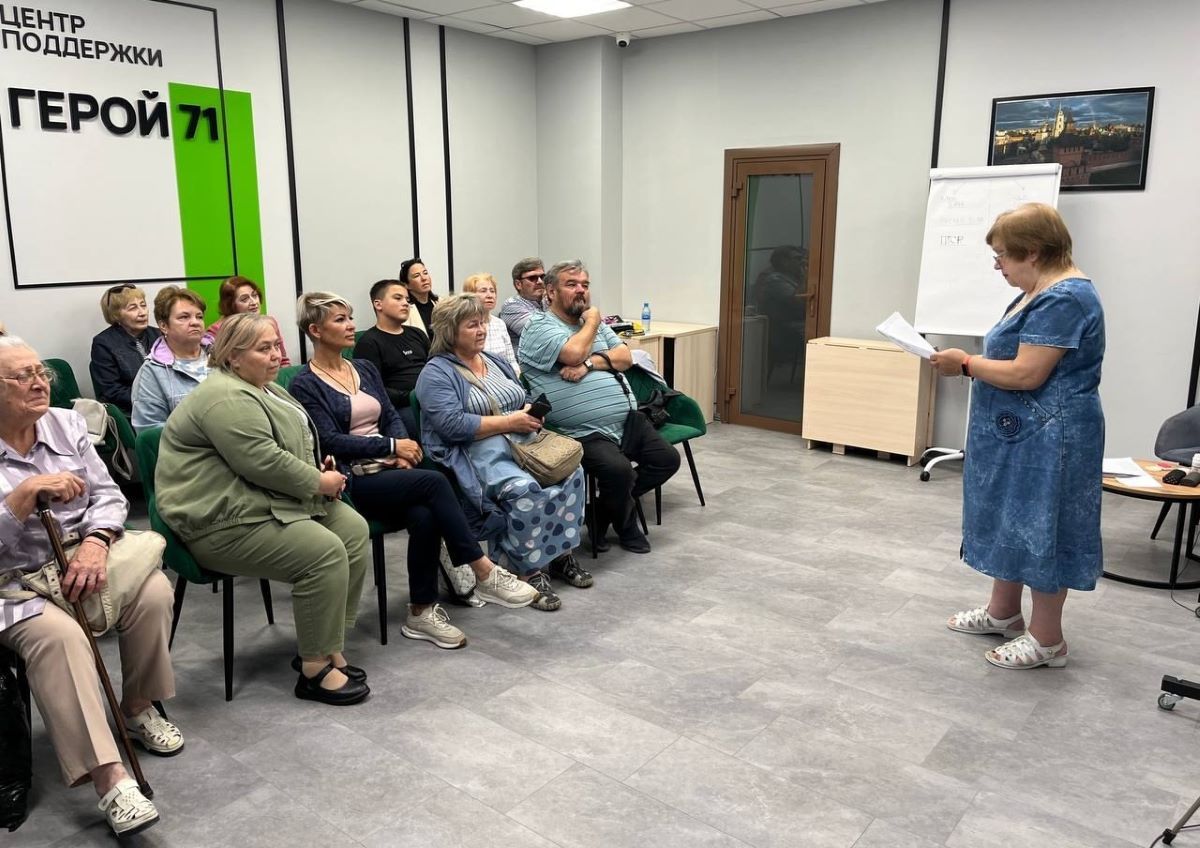 В центре «Герой 71» прошел творческий вечер поэтессы Валентины Белевской