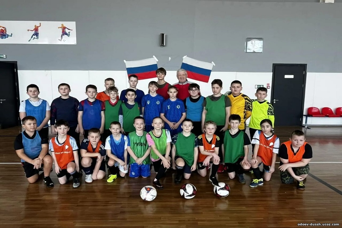 Юная футболистка из Одоева играет в московской футбольной академии «Чертаново» Юная футболистка из Одоева играет в московской футбольной академии «Чертаново»