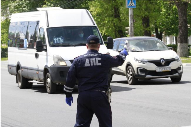 У осуждённого за повторное управление автомобилем в состоянии опьянения жителя Богородицка конфискован автомобиль