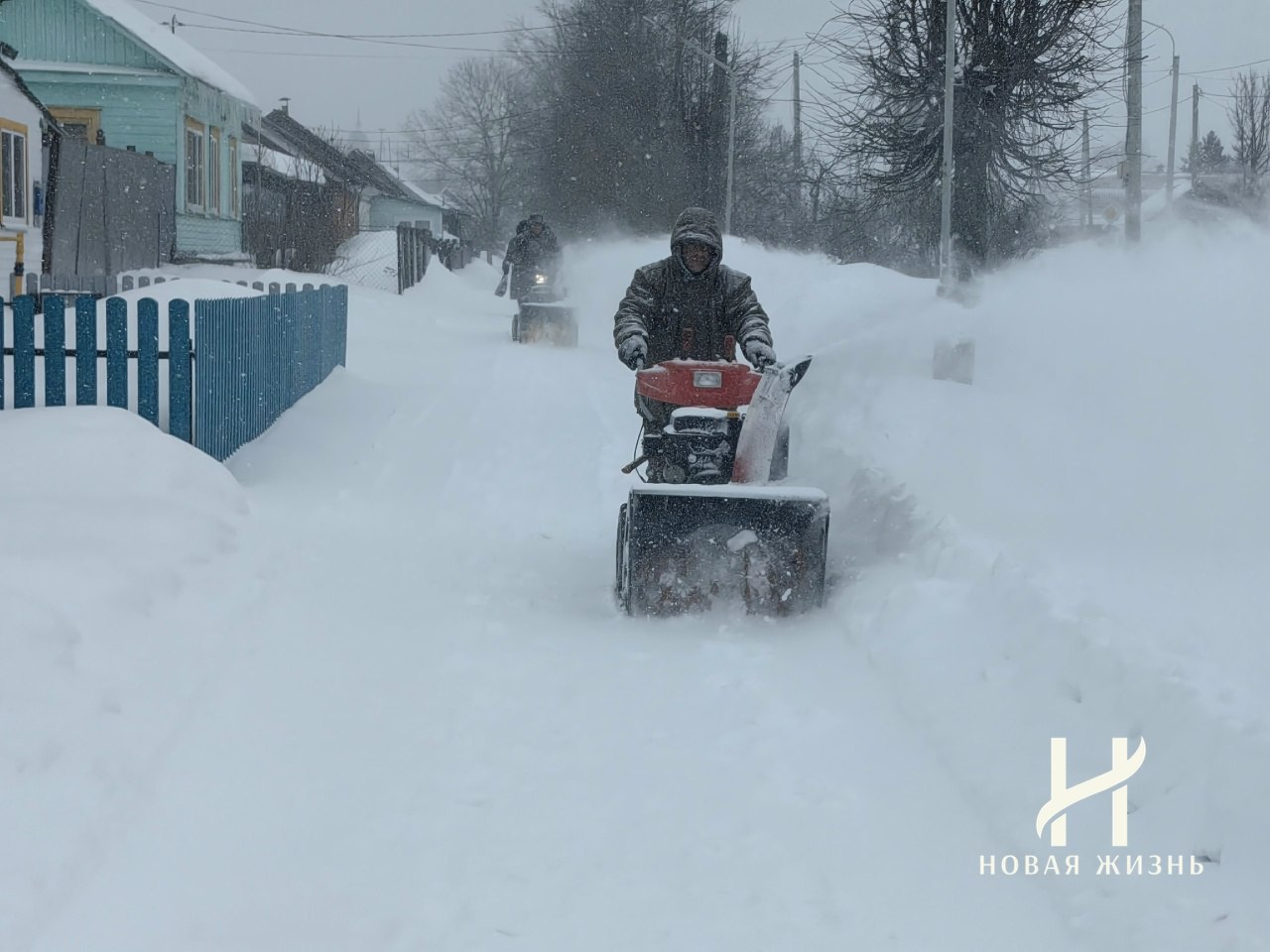 Одоев активно борется со снегопадом