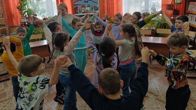 Волшебство, радость и веселье в Плавской детской библиотеке