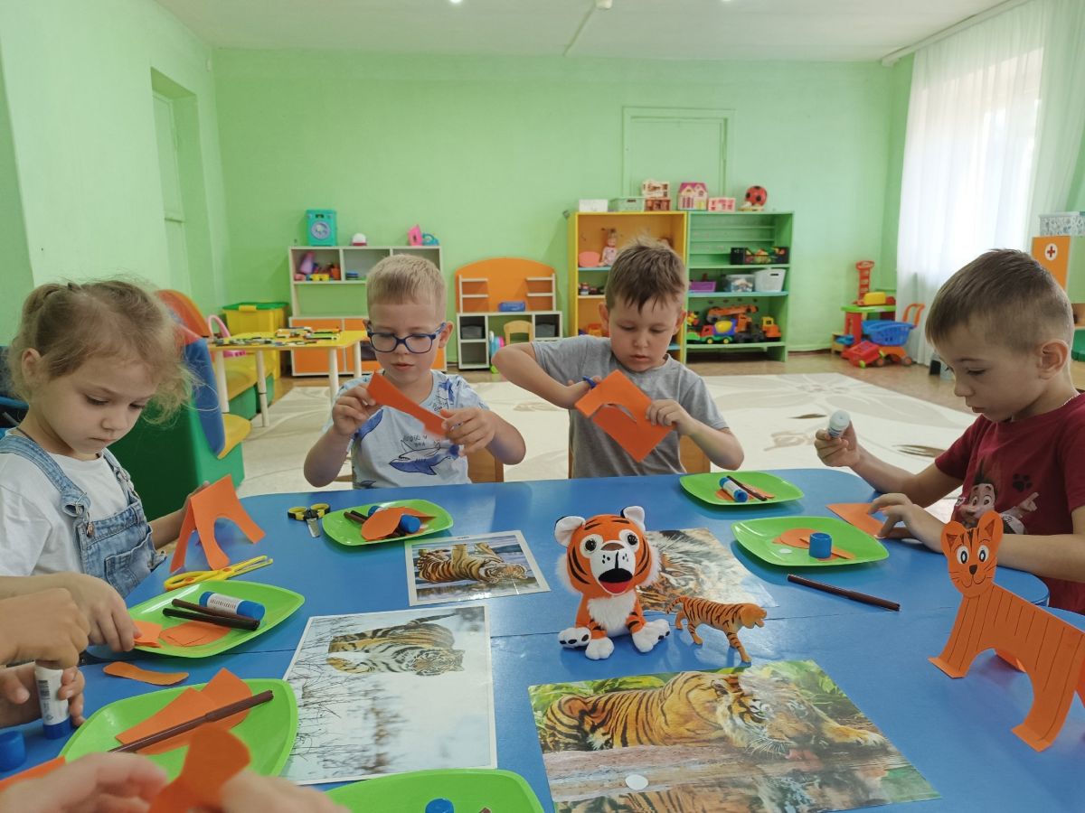 Маленькие плавчане узнали о значимости тигров