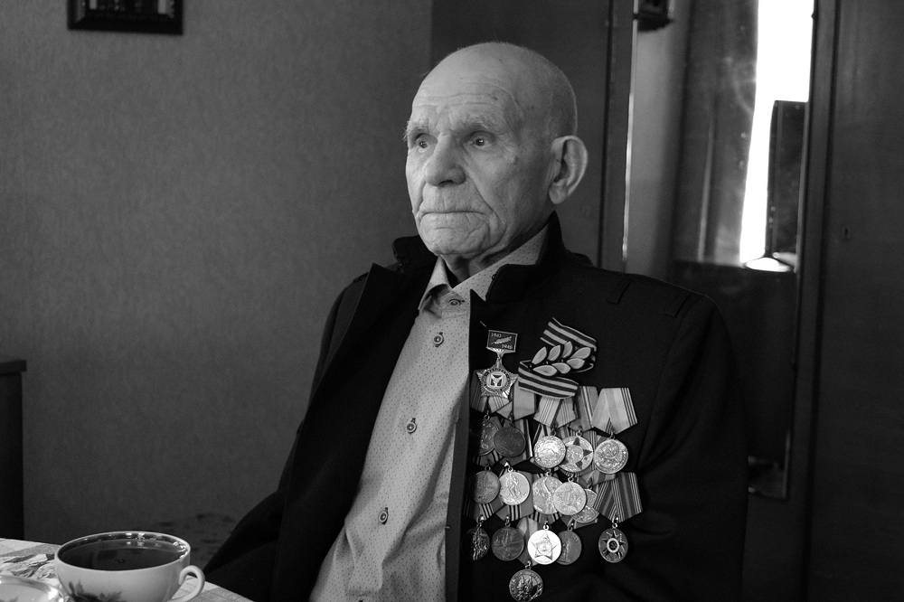 В Узловском районе Тульской области проводили в последний путь 107-летнего ветерана Великой Отечественной войны Рыбкина