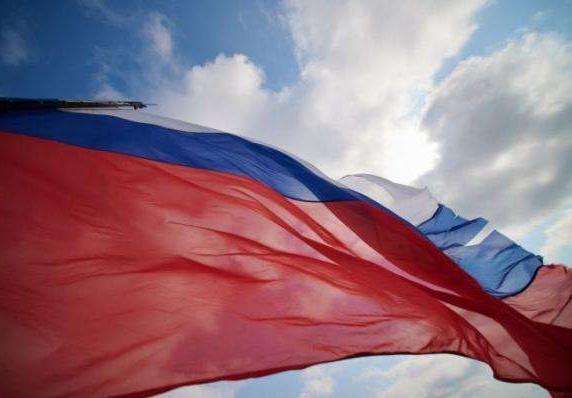 С праздником, дорогие плавчане!