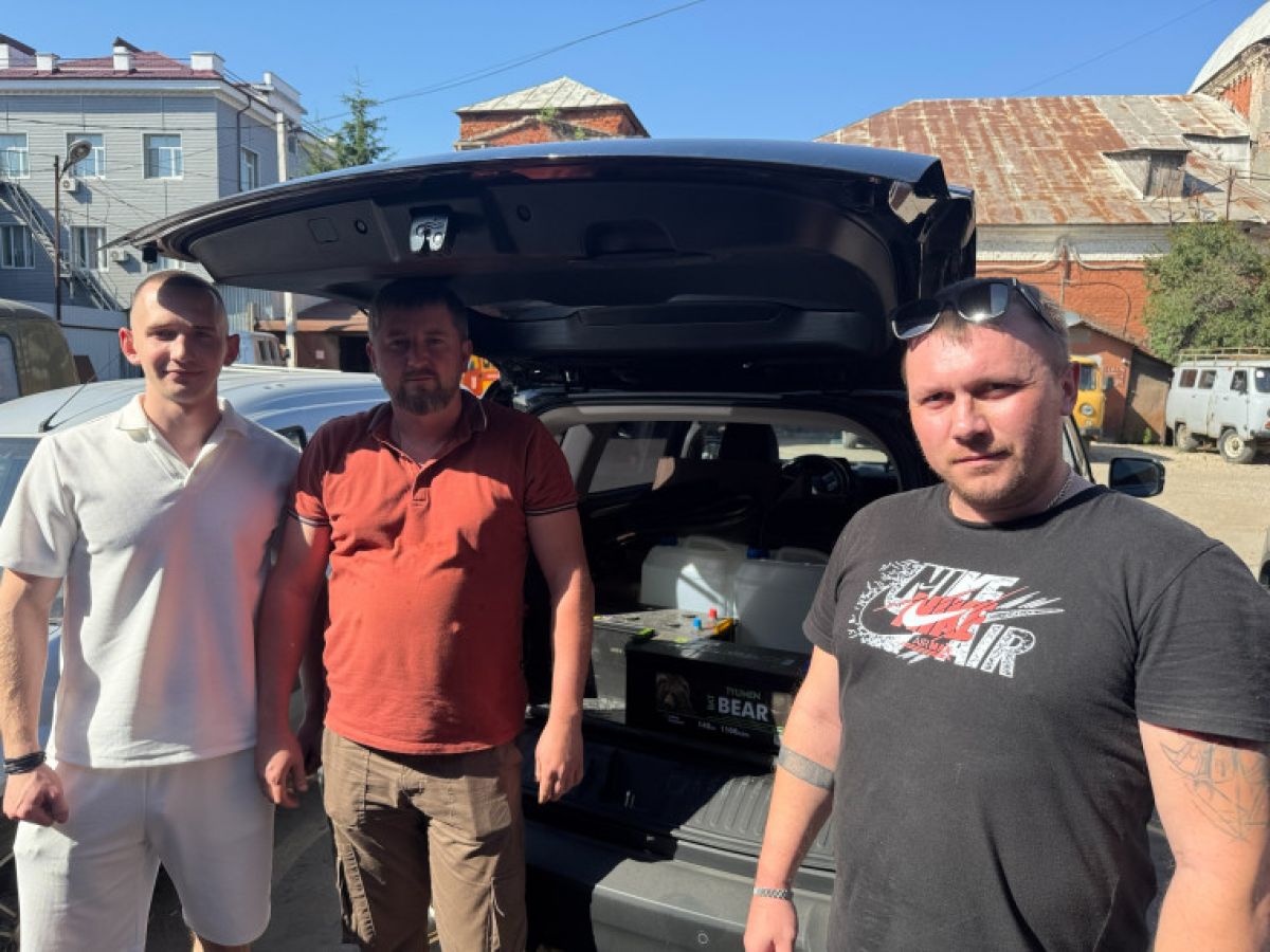 Иван Сычев передал дополнительную помощь бойцам Купянского направления Иван Сычев передал дополнительную помощь бойцам Купянского направления
